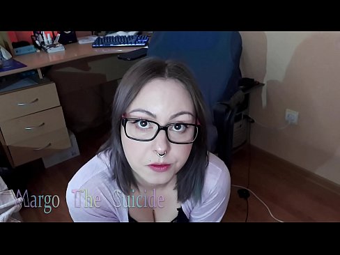 ❤️ Секси девојка со наочари длабоко го цица дилдото на камерата ❌ Анално видео на mk.assistirhentai.ru ❤