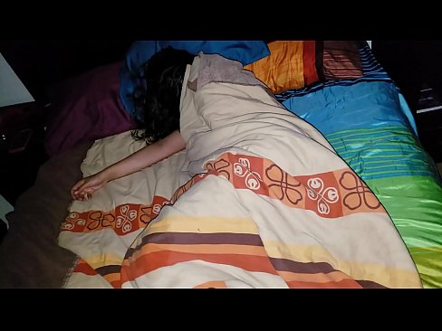 ❤️ Посинок ја кара својата млада маќеа додека таа спие. ❌ Анално видео на mk.assistirhentai.ru ❤